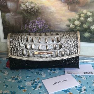 🤍 Brahmin checkbook Wallet 🖤